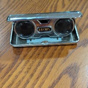 Vintage Elite Folding Pocket Opera Binoculars.